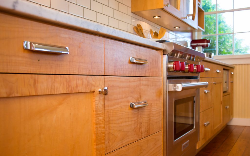 Craftsman Style Kitchen Cabinet Makers in Seattle