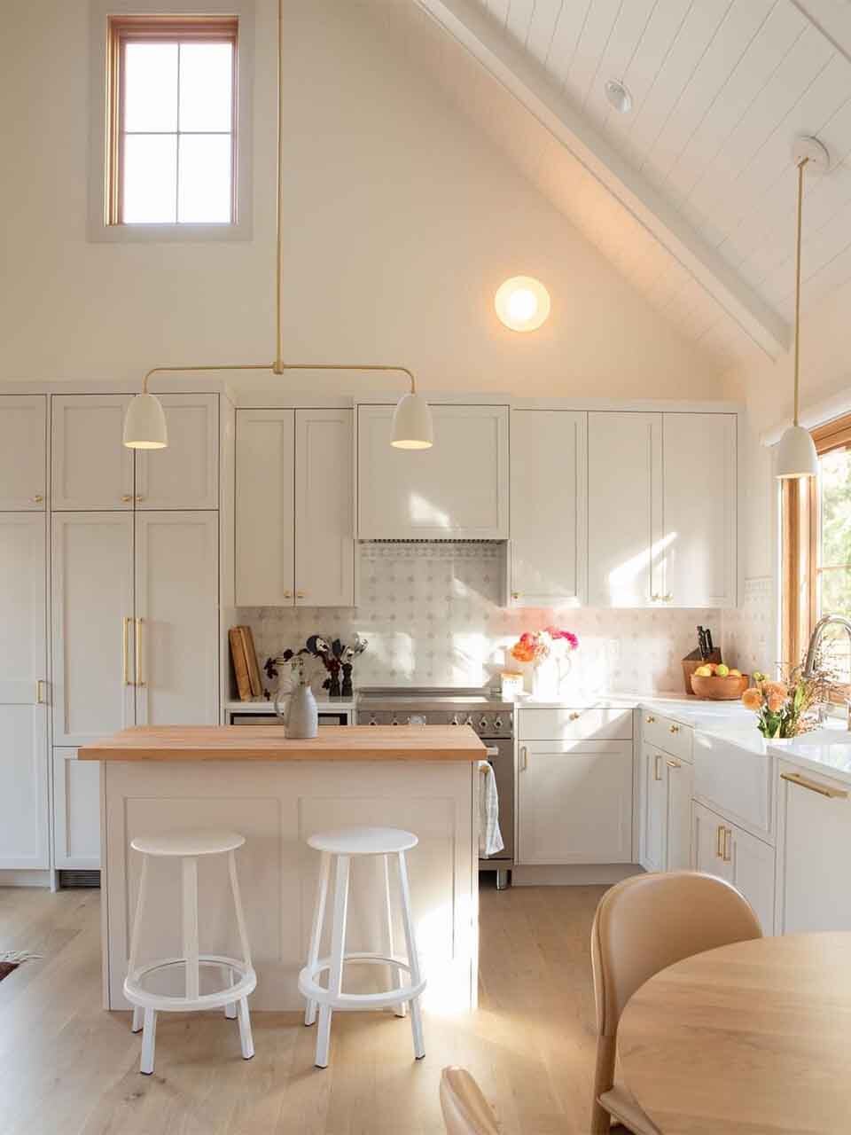 Traditional Styling - F - 960 x 1280