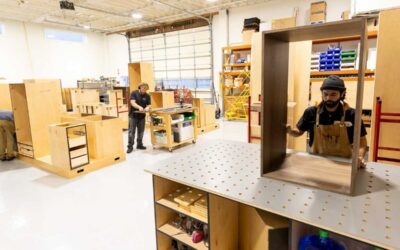 How Do You Choose the Best Cabinet Maker for Custom Kitchen Cabinets?